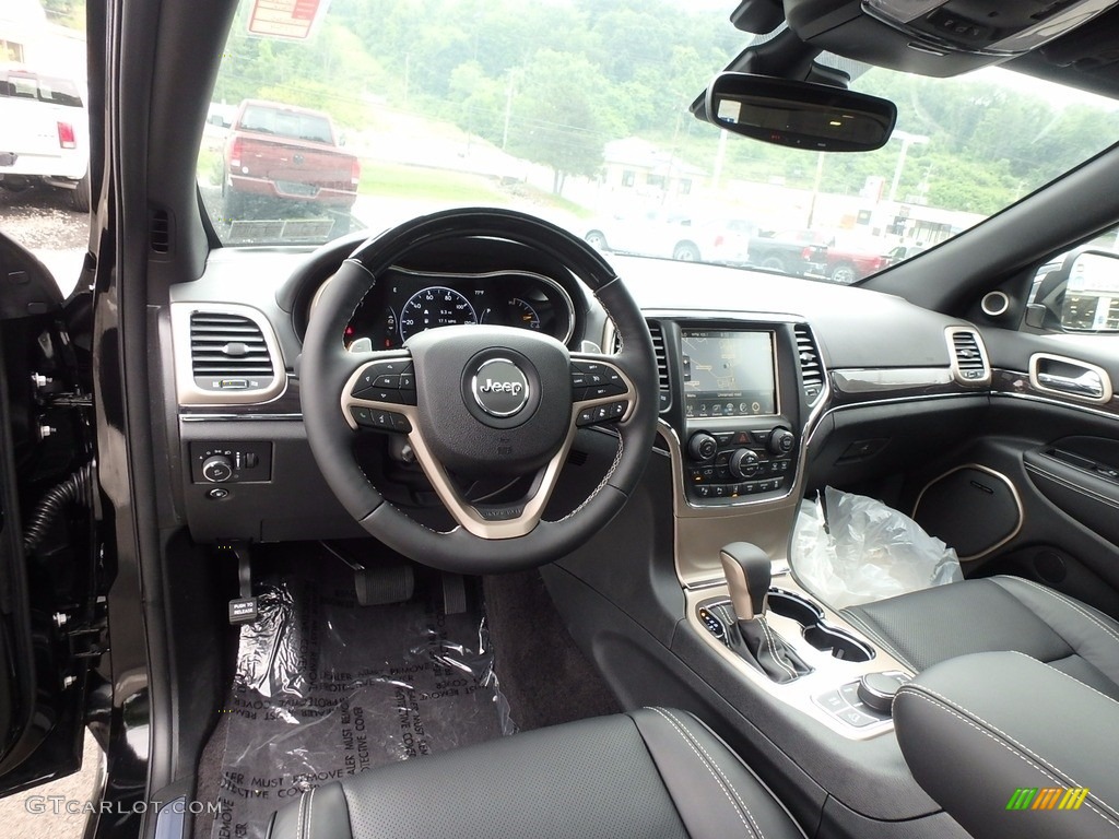 Black Interior 2017 Jeep Grand Cherokee Overland 4x4 Photo #121524560