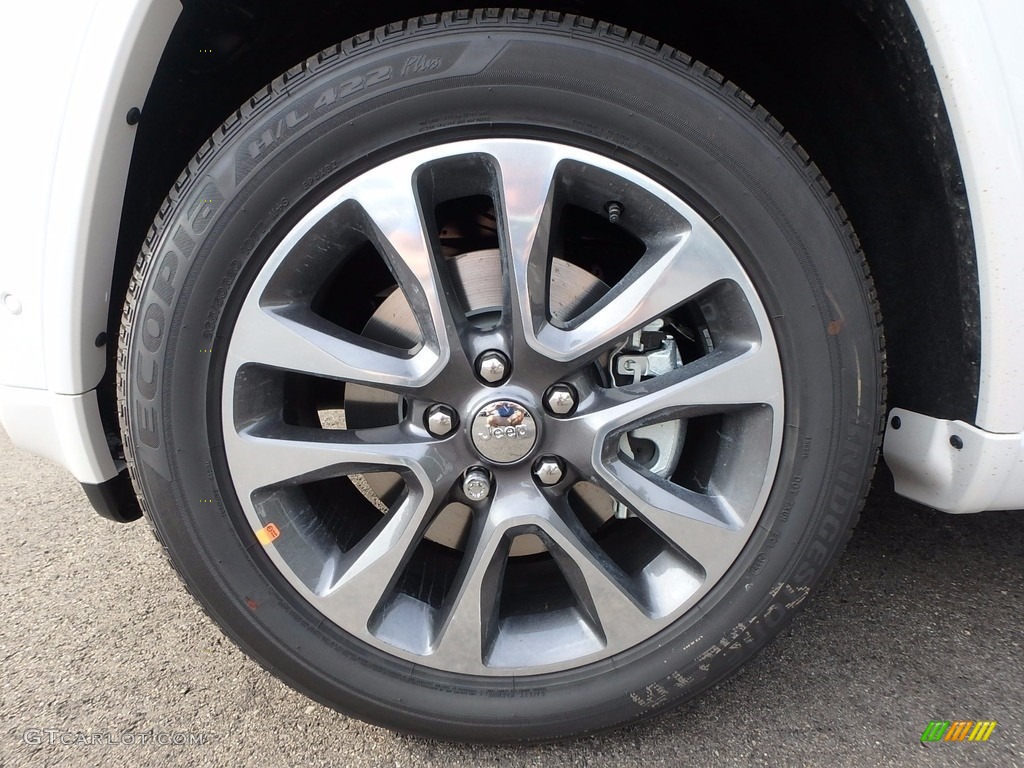 2017 Jeep Grand Cherokee Overland 4x4 Wheel Photos
