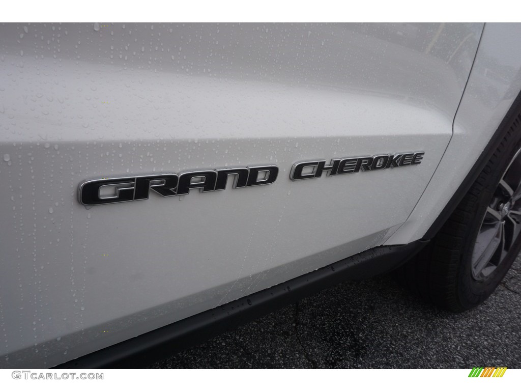 2017 Grand Cherokee Limited - Bright White / Black photo #20