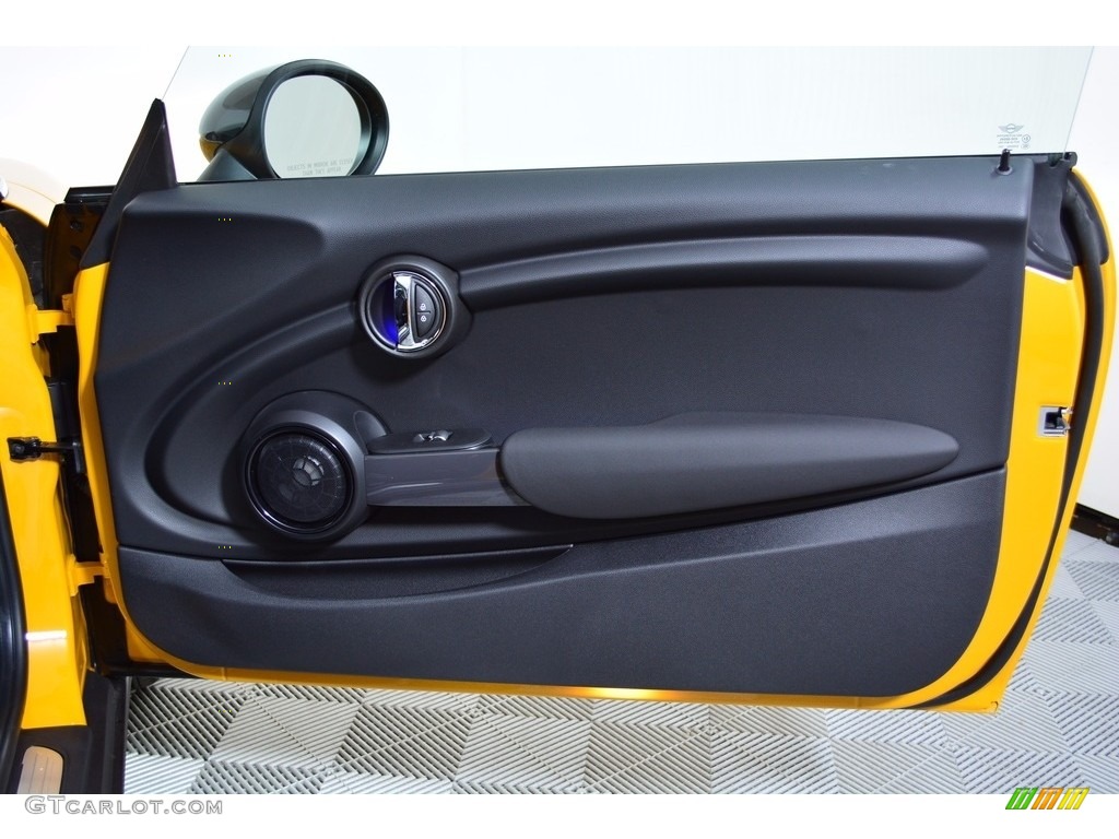 2017 Mini Hardtop Cooper 2 Door Carbon Black Door Panel Photo #121535204