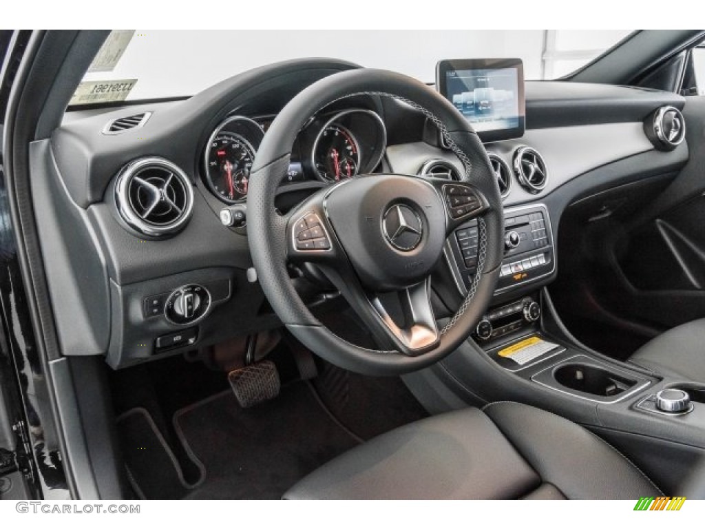 2018 Mercedes-Benz GLA 250 4Matic Black Dashboard Photo #121535234