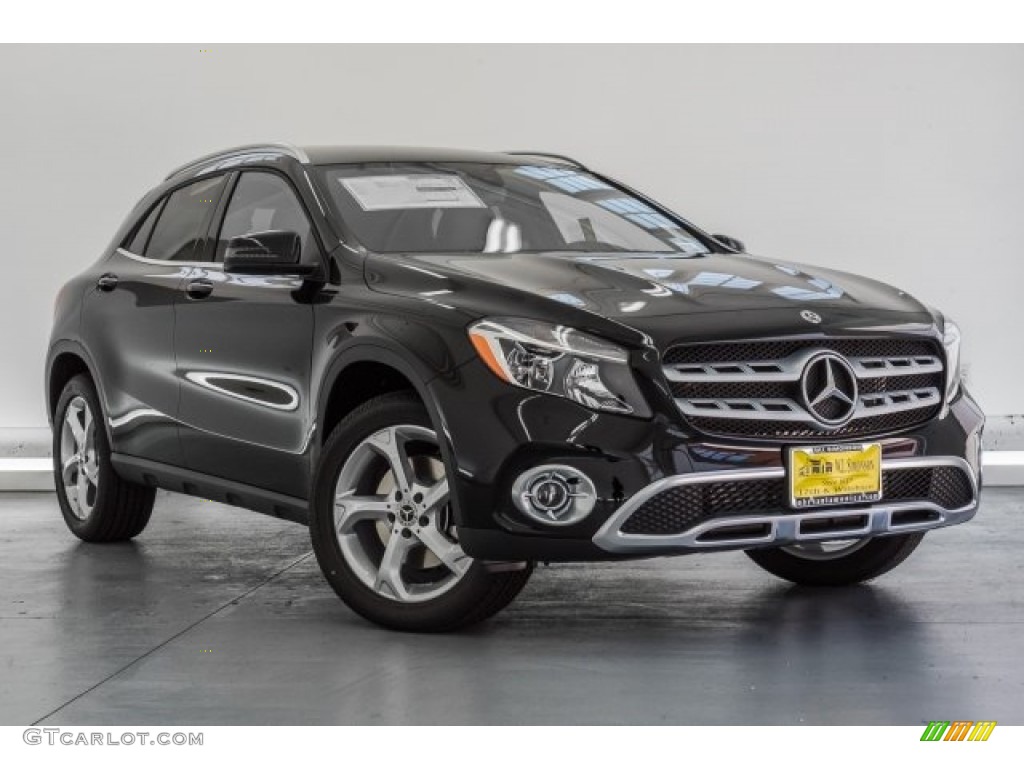 Night Black 2018 Mercedes-Benz GLA 250 4Matic Exterior Photo #121535348