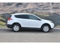 Super White - RAV4 LE Photo No. 2