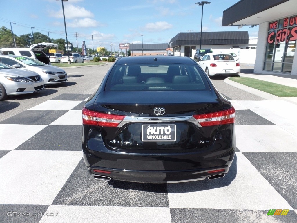 2015 Avalon XLE Touring - Attitude Black / Black photo #4