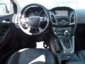White Platinum - Focus Titanium Sedan Photo No. 15