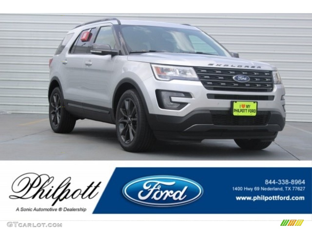 2017 Explorer XLT - Ingot Silver / Sport Appearance Dark Earth Gray photo #1