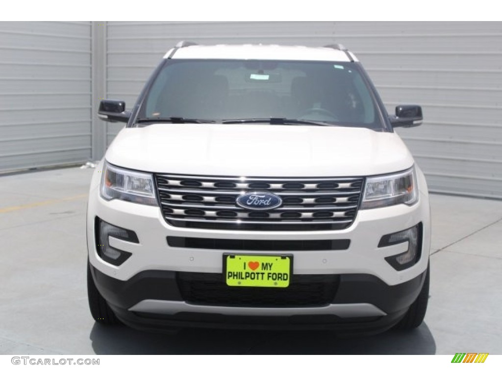 2017 Explorer XLT - White Platinum / Ebony Black photo #2