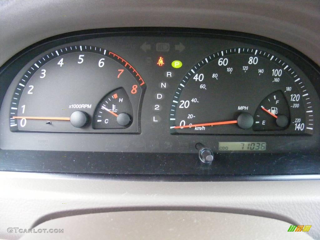 2004 Camry XLE - Super White / Taupe photo #16