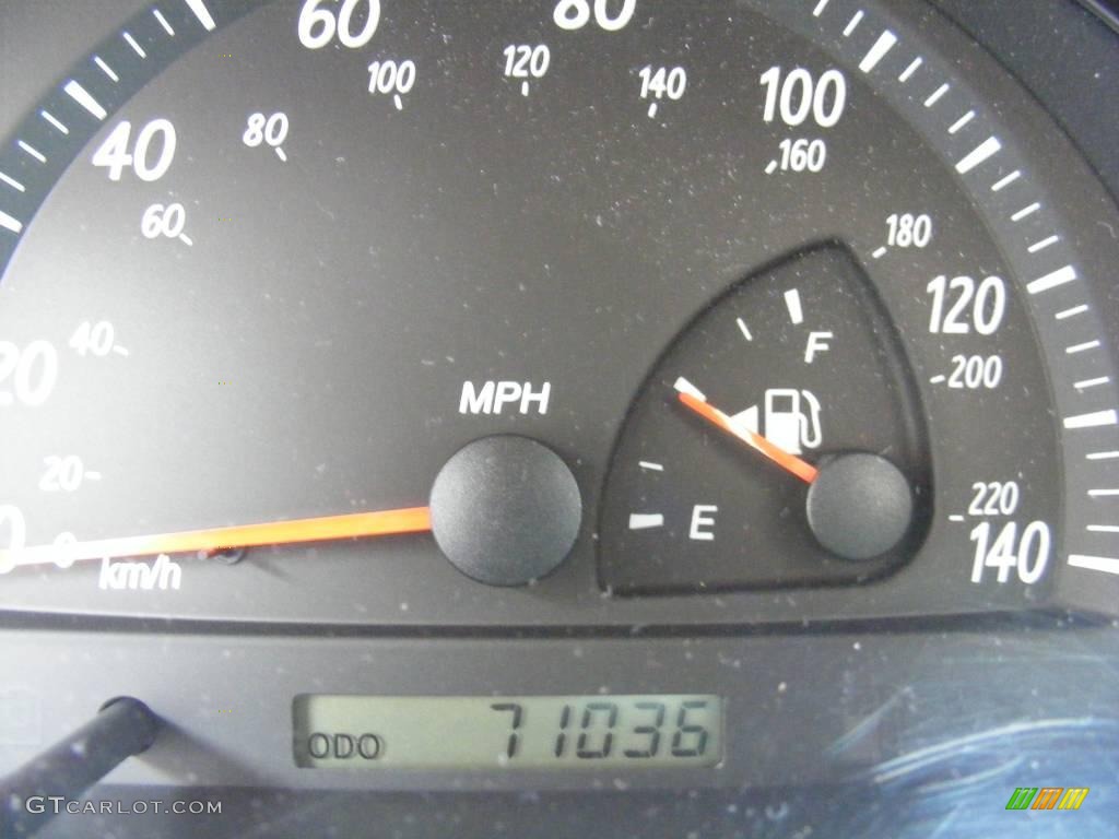 2004 Camry XLE - Super White / Taupe photo #17