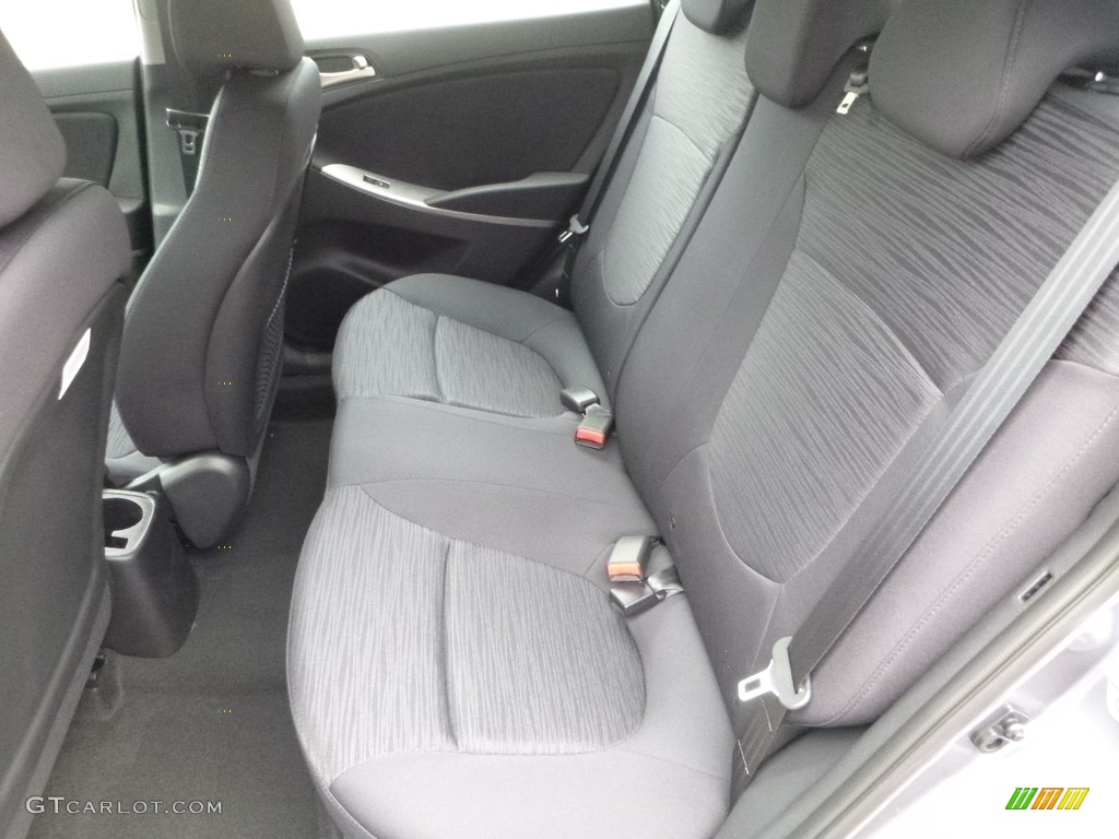 2017 Accent SE Hatchback - Triathlon Gray / Black photo #8