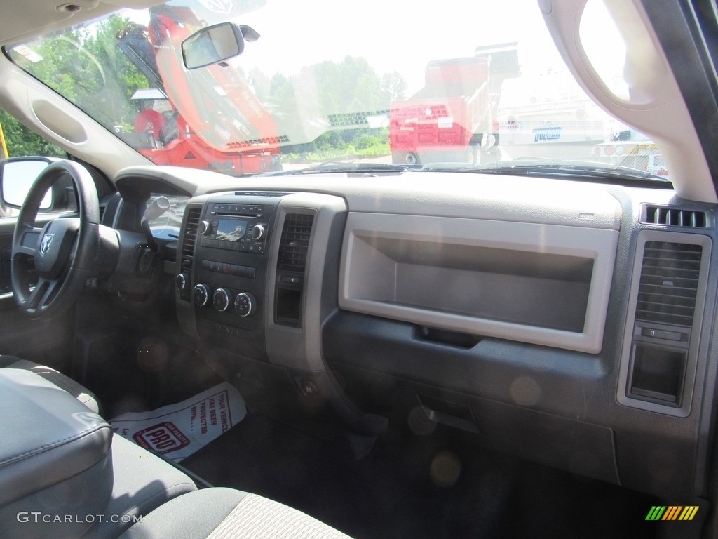 2011 Ram 1500 SLT Crew Cab 4x4 - Hunter Green Pearl / Dark Slate Gray/Medium Graystone photo #14