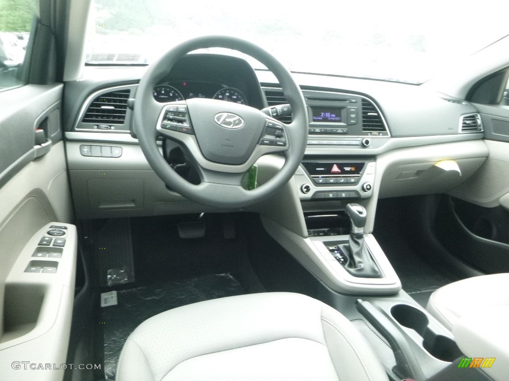 2017 Elantra SE - Gray / Gray photo #9