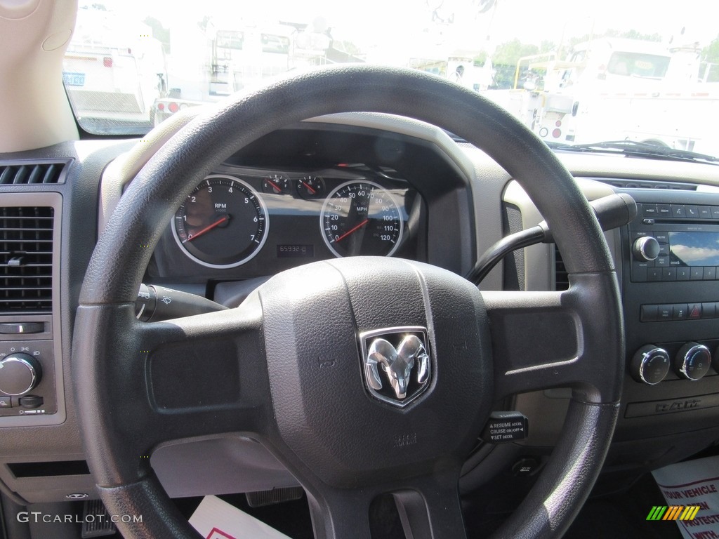 2011 Ram 1500 SLT Crew Cab 4x4 - Hunter Green Pearl / Dark Slate Gray/Medium Graystone photo #17