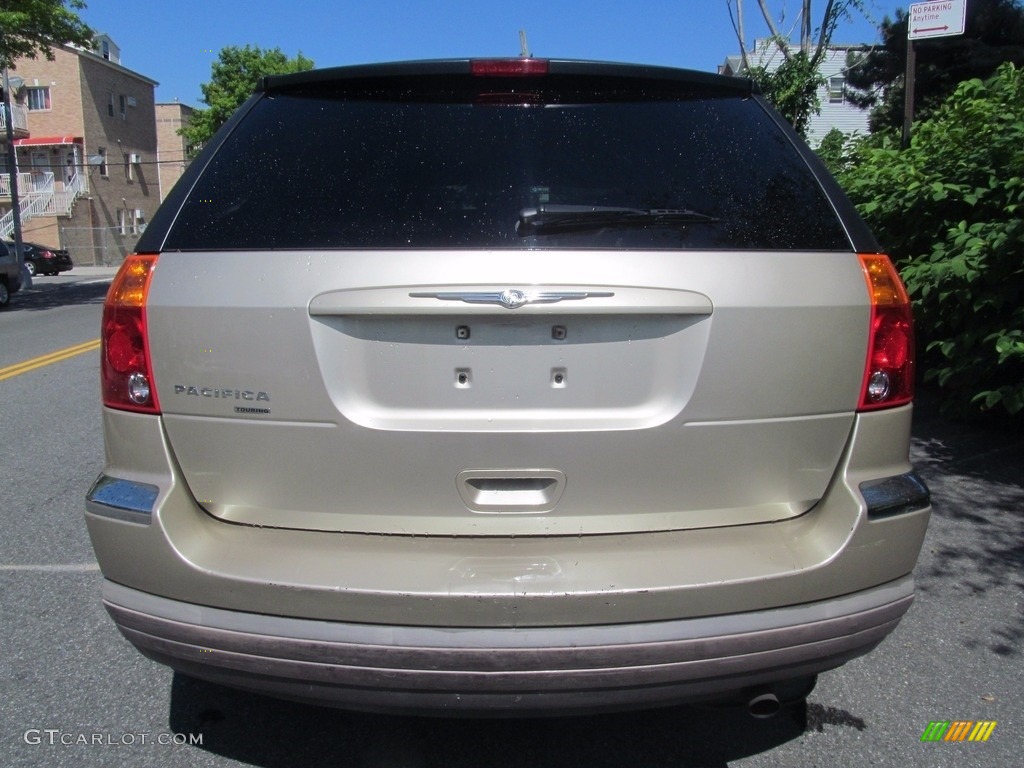 2005 Pacifica Touring - Linen Gold Metallic Pearl / Light Taupe photo #7