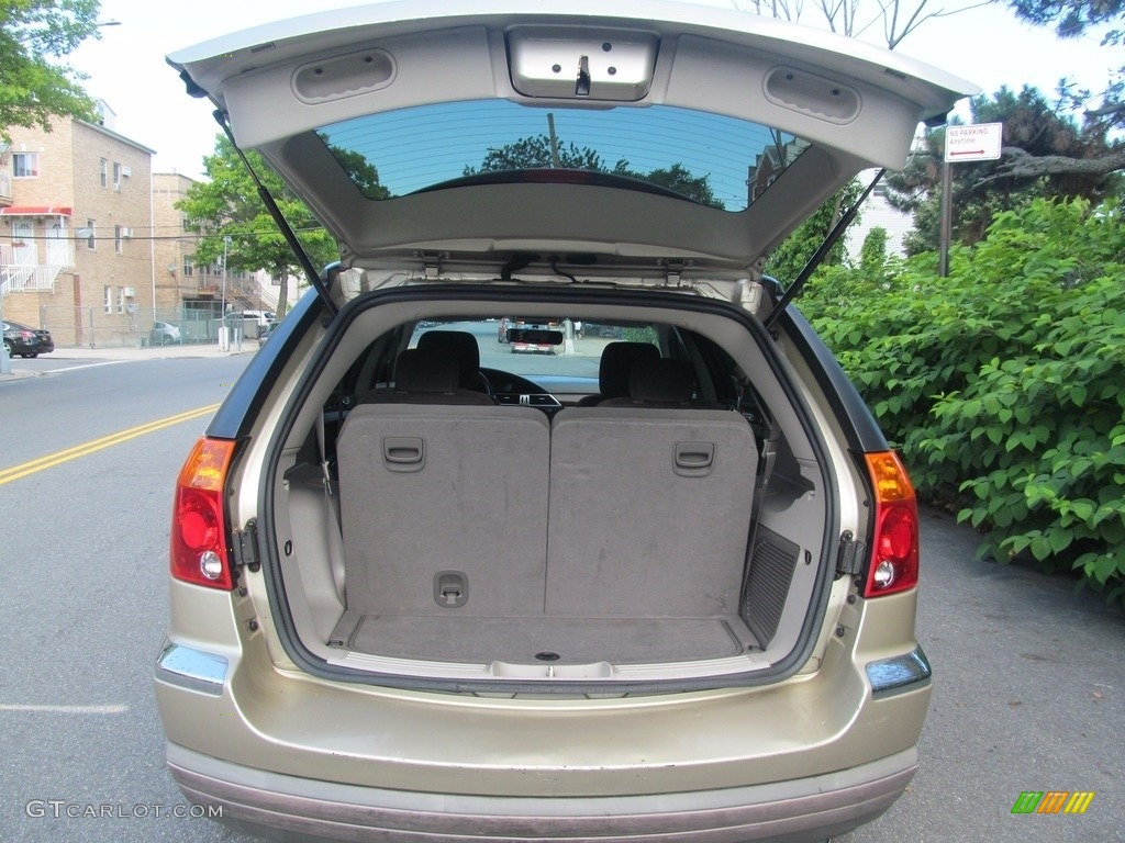 2005 Pacifica Touring - Linen Gold Metallic Pearl / Light Taupe photo #9