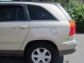Linen Gold Metallic Pearl - Pacifica Touring Photo No. 21