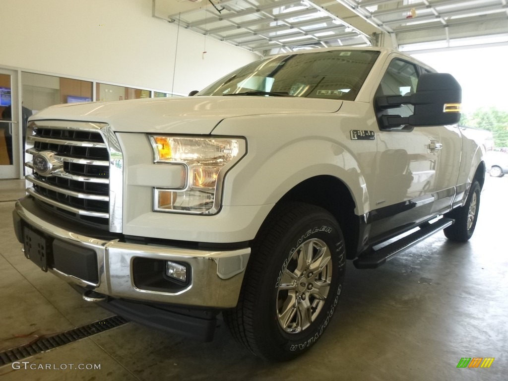 2017 F150 XLT SuperCab 4x4 - Oxford White / Earth Gray photo #4