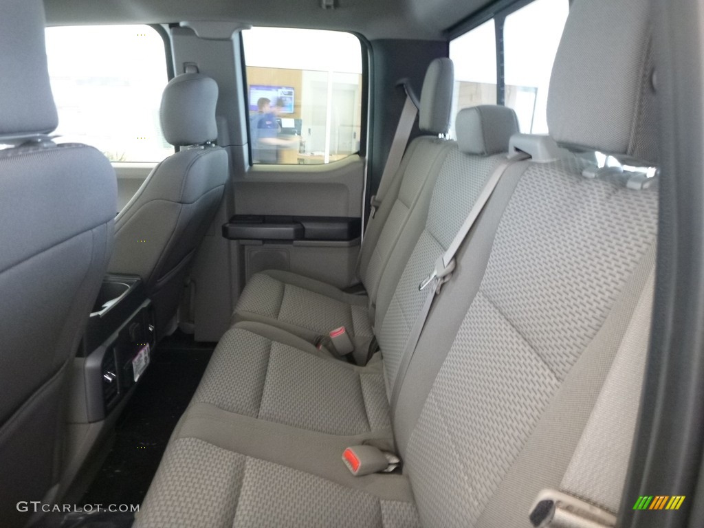 2017 F150 XLT SuperCab 4x4 - Oxford White / Earth Gray photo #7