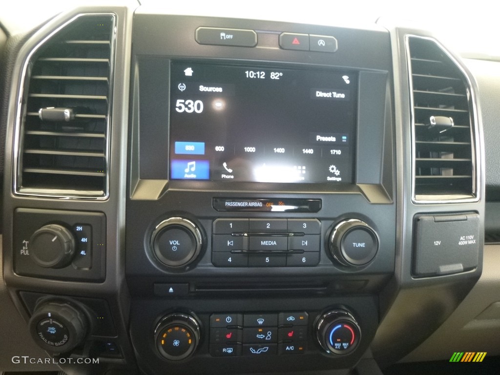 2017 F150 XLT SuperCab 4x4 - Oxford White / Earth Gray photo #15