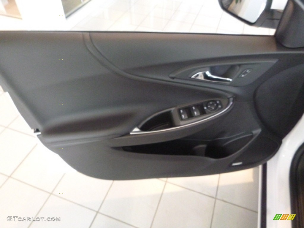 2017 Malibu LT - Summit White / Jet Black photo #13