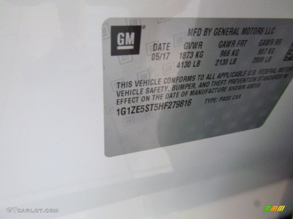 2017 Malibu LT - Summit White / Jet Black photo #15