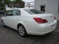 Blizzard White Pearl - Avalon XLS Photo No. 4