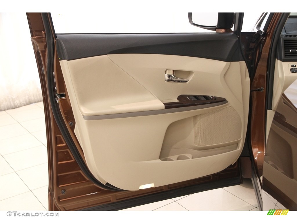 2010 Venza V6 AWD - Sunset Bronze Mica / Ivory photo #4
