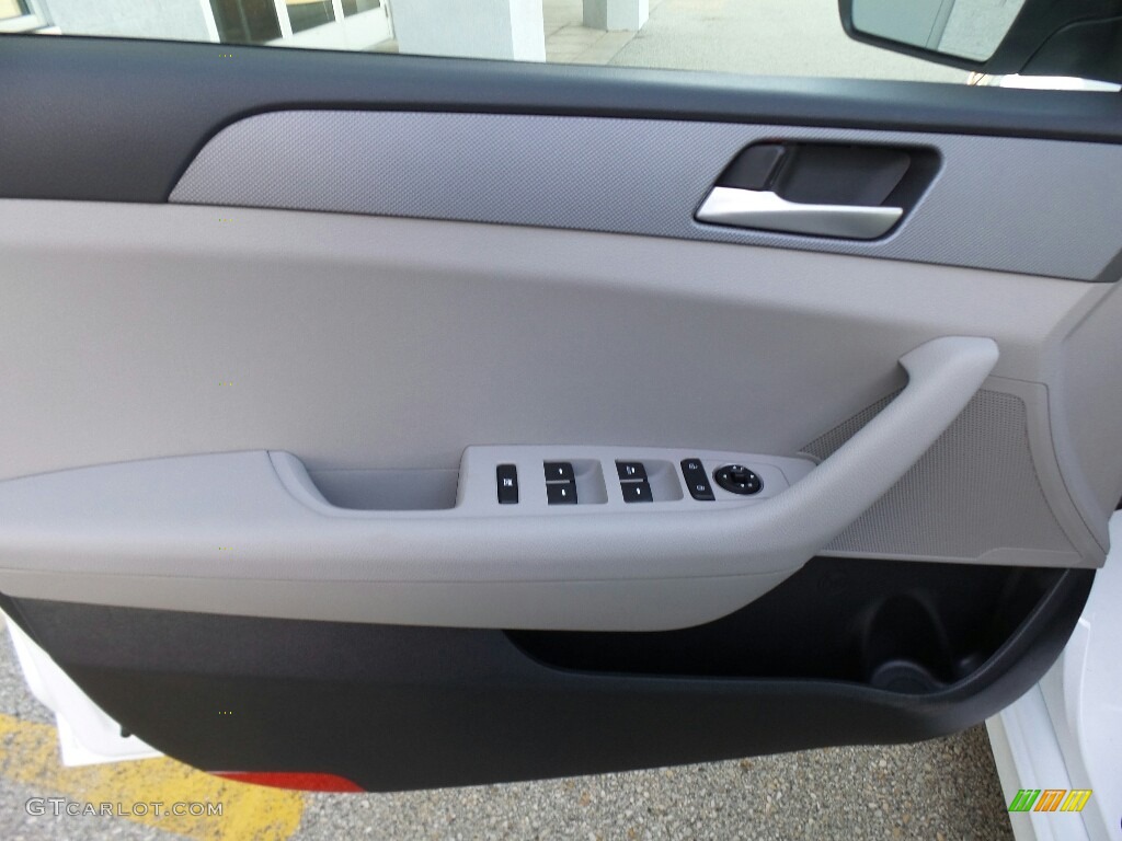 2018 Hyundai Sonata SE Door Panel Photos