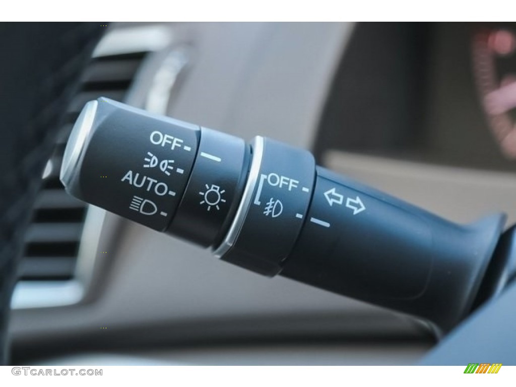 2018 Acura RDX AWD Advance Controls Photo #121571353