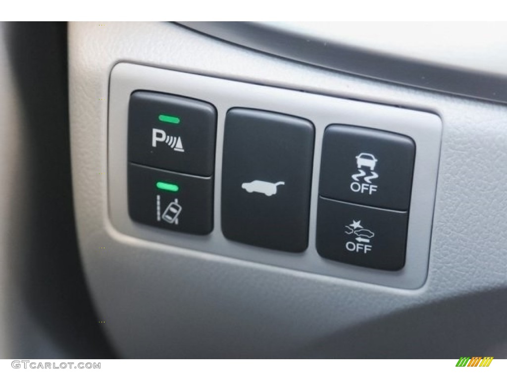 2018 Acura RDX AWD Advance Controls Photo #121571380