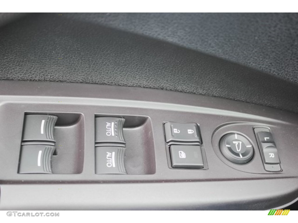 2018 Acura RDX AWD Controls Photos