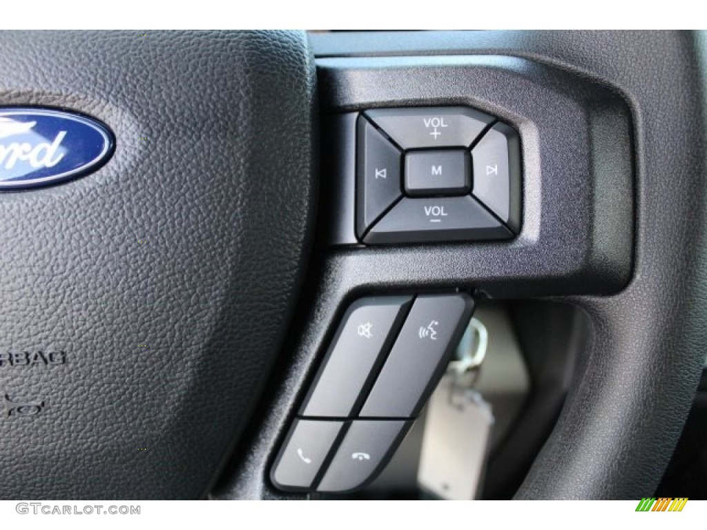 2017 F150 XLT SuperCrew - Ingot Silver / Earth Gray photo #17