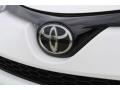 Super White - RAV4 SE Photo No. 7
