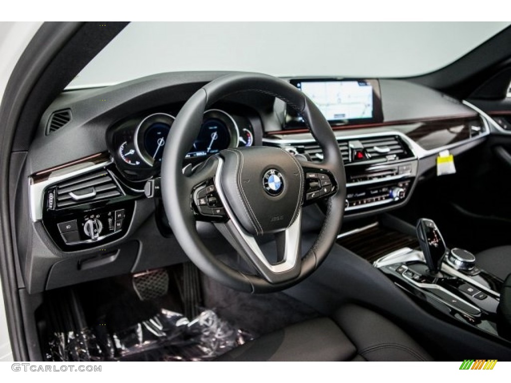 2017 5 Series 530i Sedan - Alpine White / Black photo #5