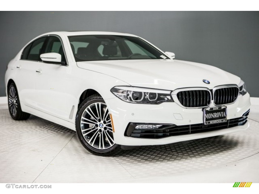2017 5 Series 530i Sedan - Alpine White / Black photo #12