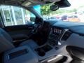 Pepperdust Metallic - Suburban LT 4WD Photo No. 63