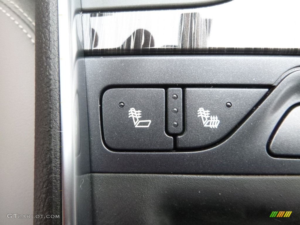 2018 Impala LT - Silver Ice Metallic / Jet Black/Dark Titanium photo #18