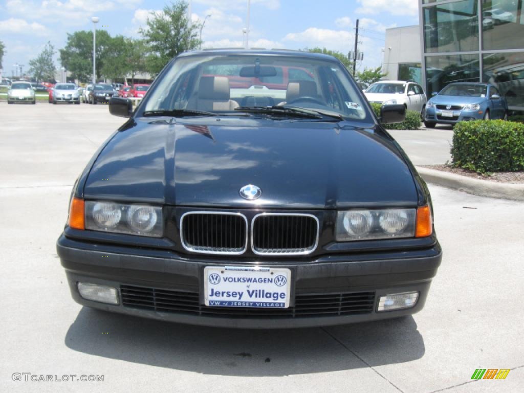1995 3 Series 325i Sedan - Cosmos Black Metallic / Beige photo #4