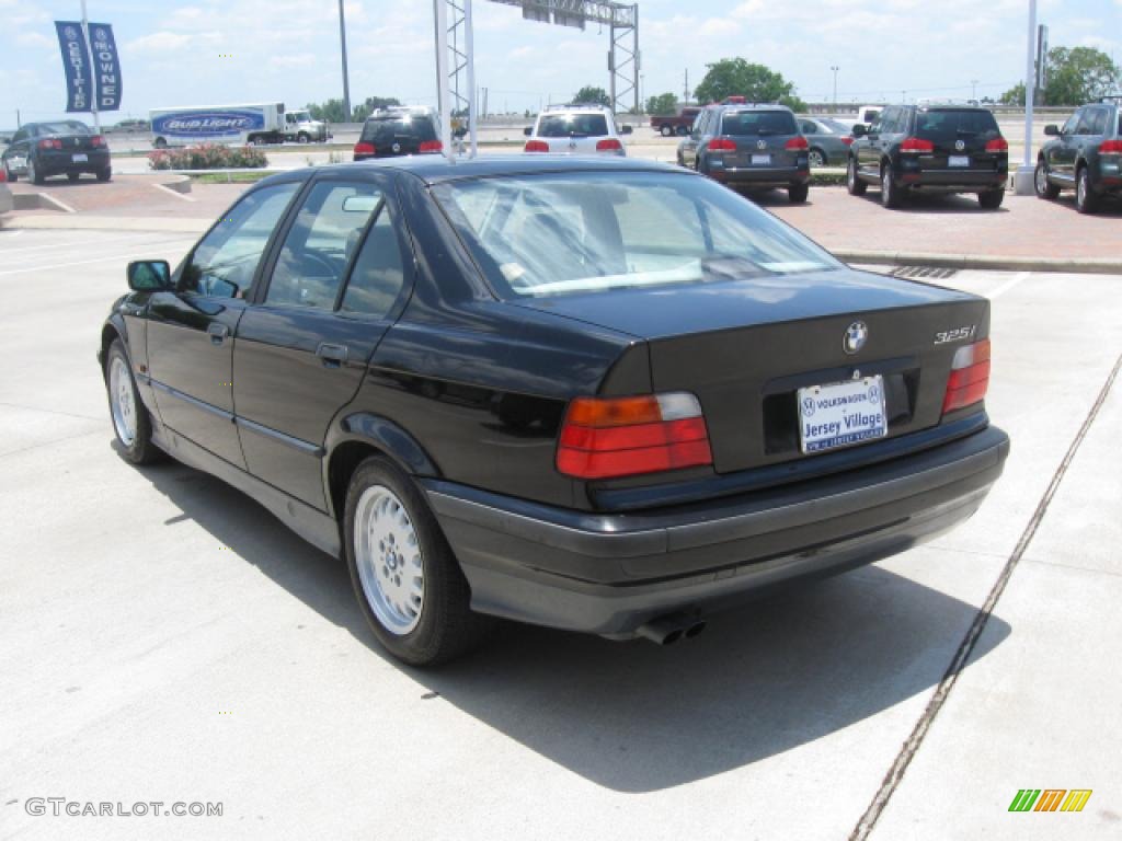 1995 3 Series 325i Sedan - Cosmos Black Metallic / Beige photo #7