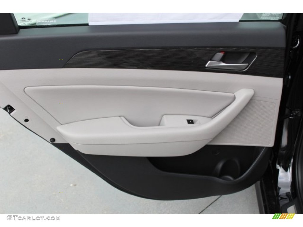 2018 Hyundai Sonata Limited Door Panel Photos