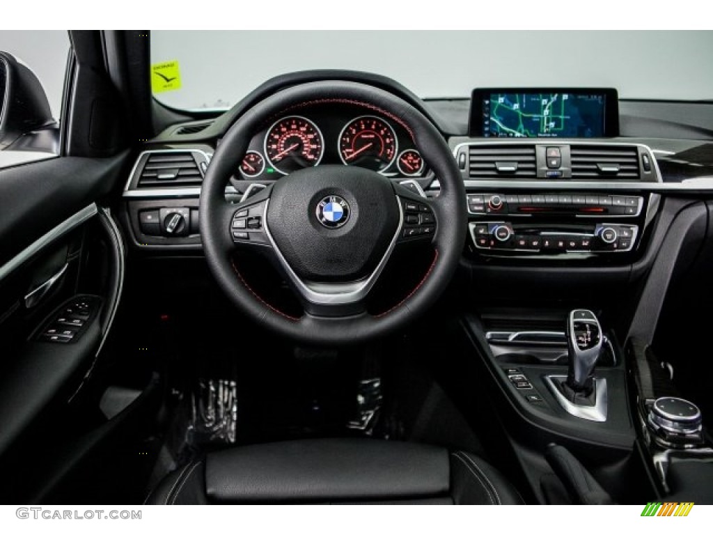 2017 3 Series 330i xDrive Sedan - Alpine White / Black photo #4
