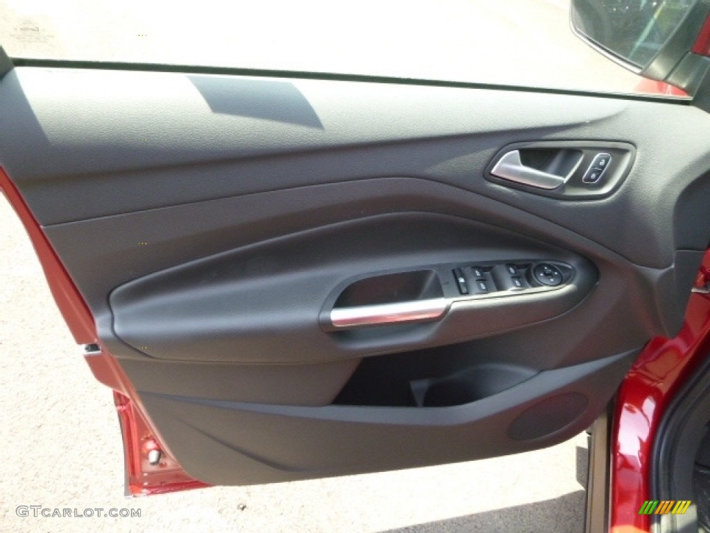 2017 Escape SE 4WD - Ruby Red / Medium Light Stone photo #10