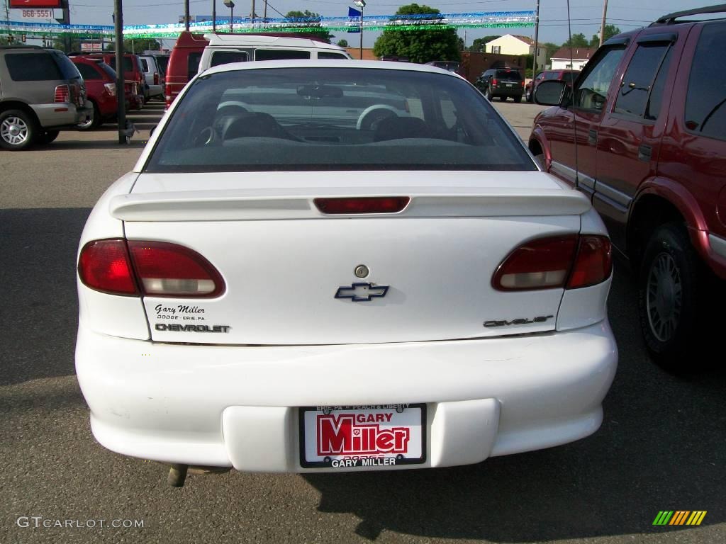 1999 Cavalier Coupe - Bright White / Graphite photo #4