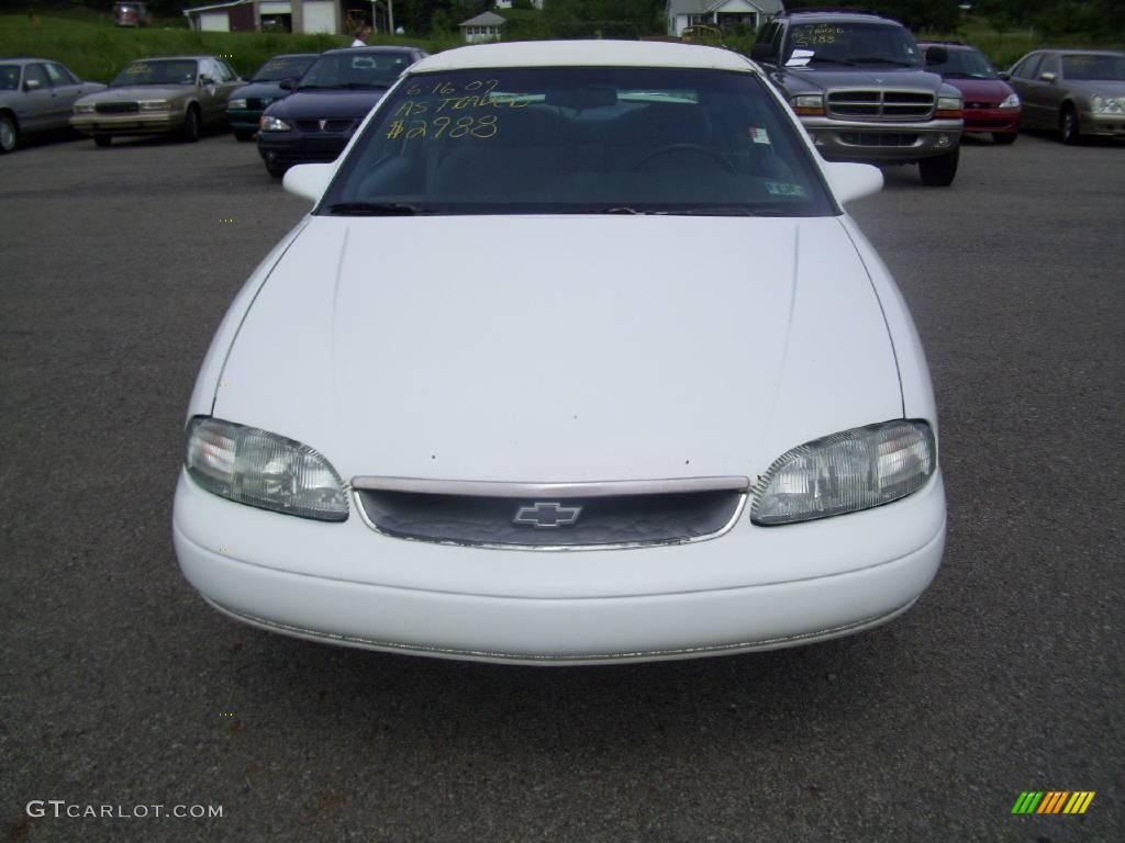 1996 Monte Carlo LS - Bright White / Blue photo #8
