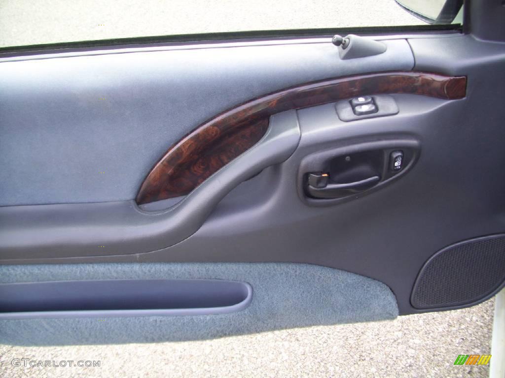 1996 Monte Carlo LS - Bright White / Blue photo #12