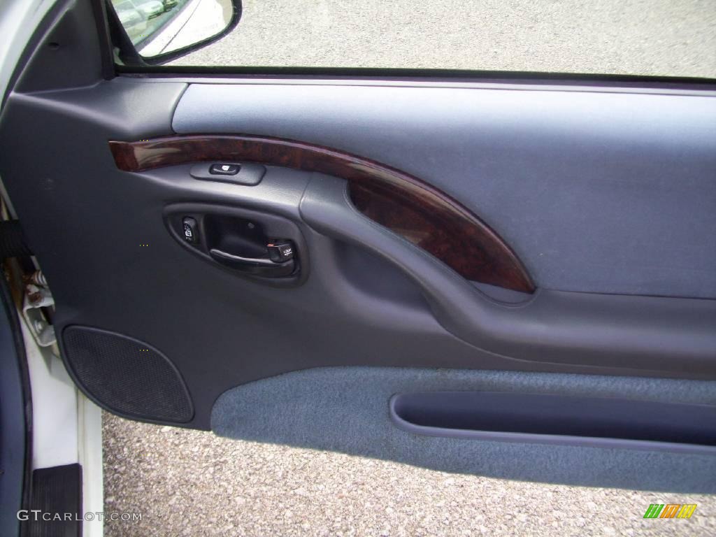 1996 Monte Carlo LS - Bright White / Blue photo #18