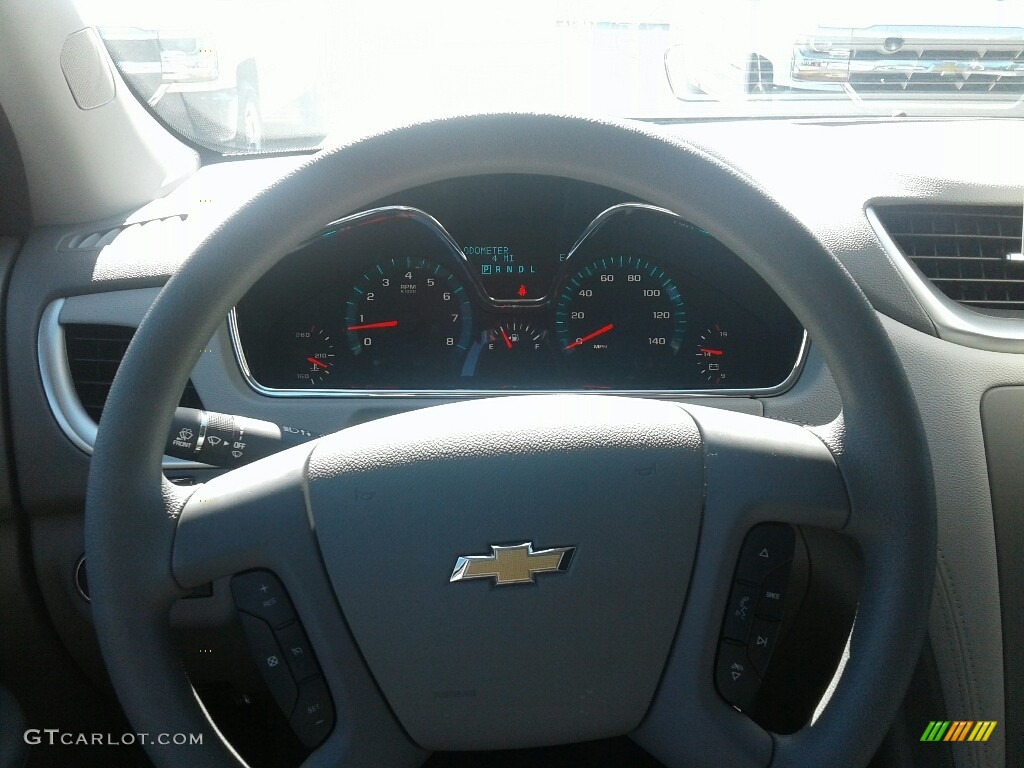 2017 Traverse LS - Summit White / Ebony photo #14