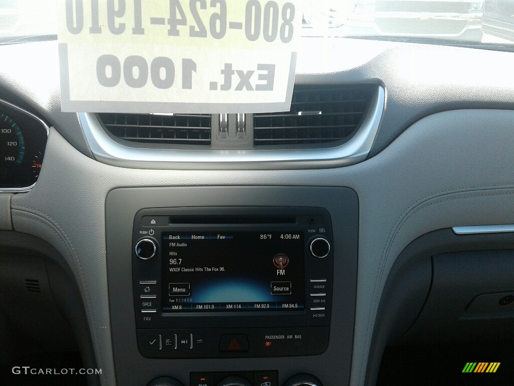 2017 Traverse LS - Summit White / Ebony photo #15