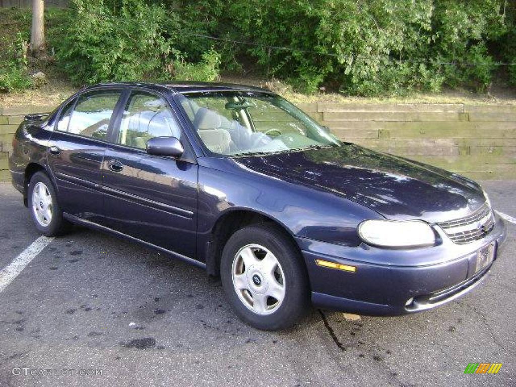 2001 Malibu LS Sedan - Navy Blue Metallic / Gray photo #2