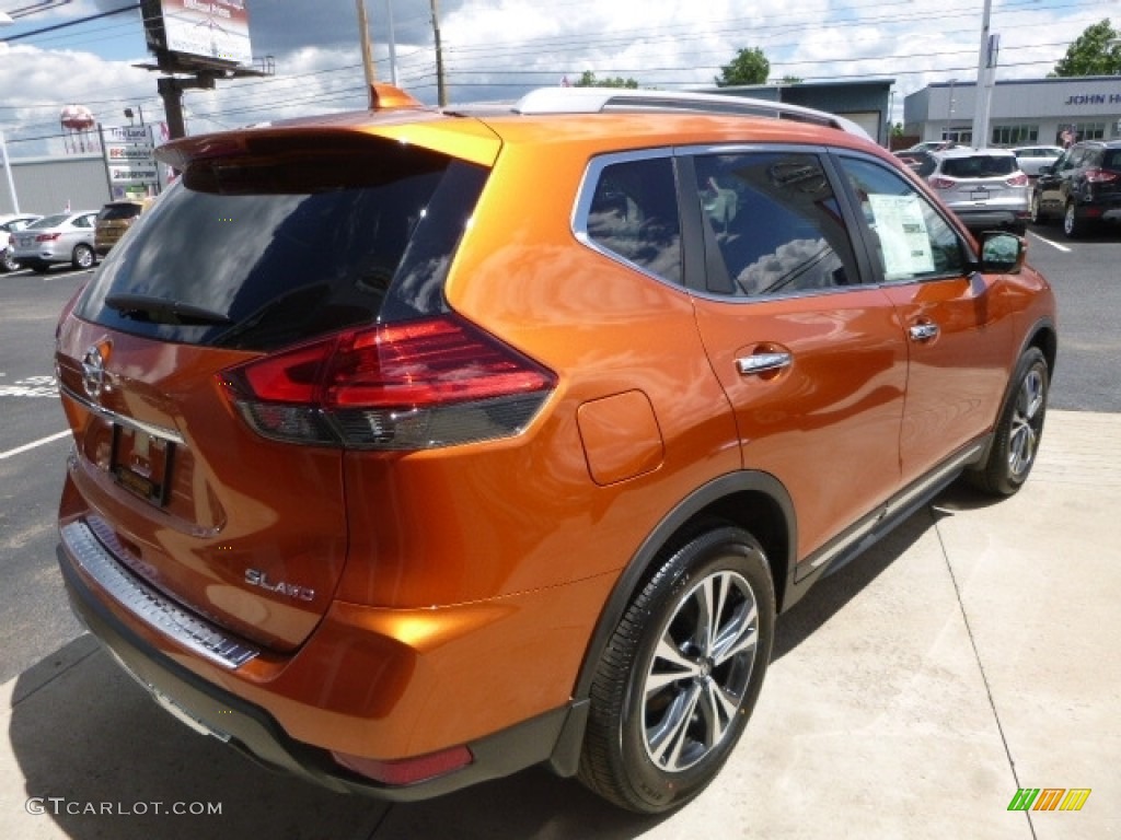 2017 Rogue SL AWD - Monarch Orange / Almond photo #4
